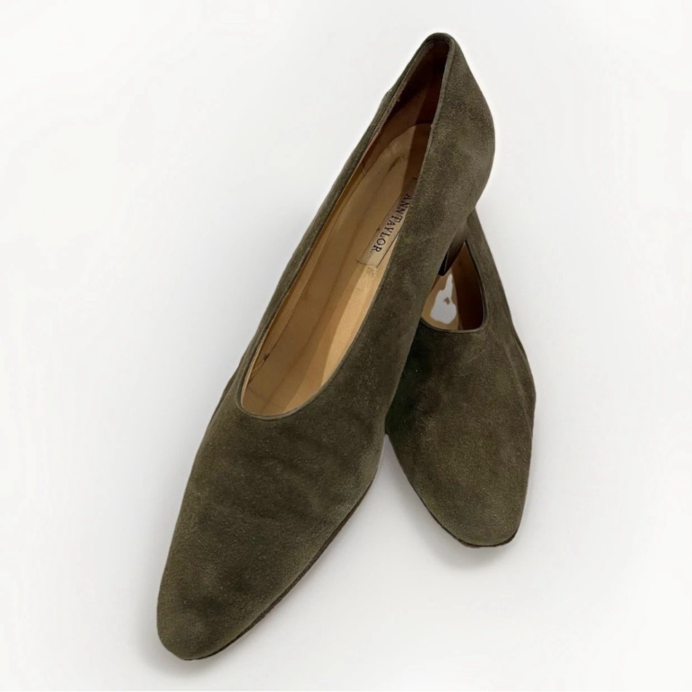 Ann Taylor - Green Suede Pointed Toe Low Heel Pumps Dress Shoes - Womens 8.5 M - Picture 2 of 7